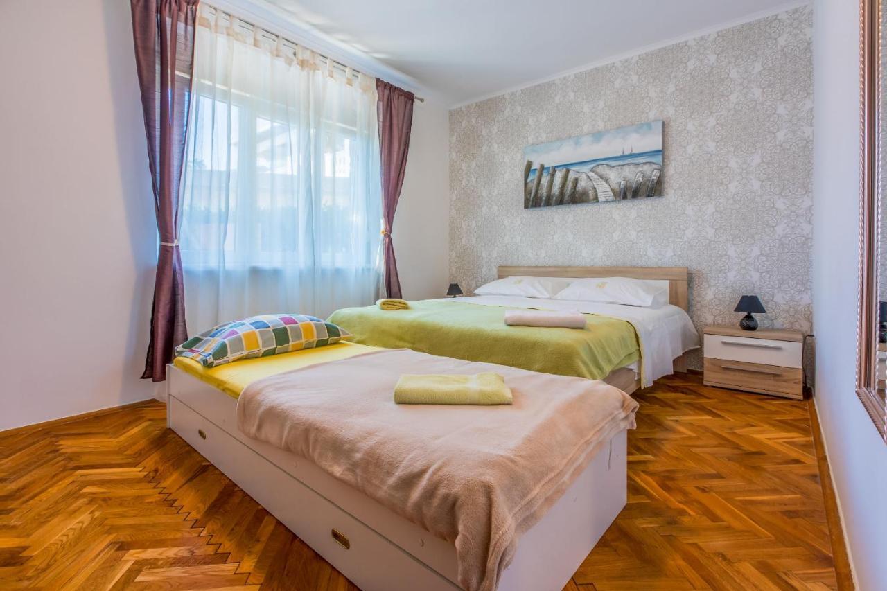 Apartment Leo Nona Novi Vinodolski Exterior foto