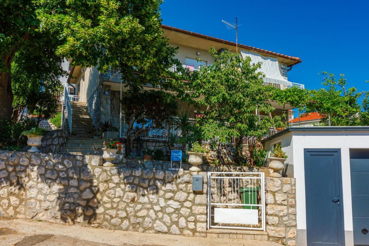 Apartment Leo Nona Novi Vinodolski Exterior foto